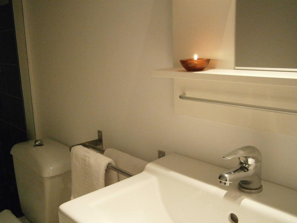 ברצלונה Marbel Apartments חדר תמונה